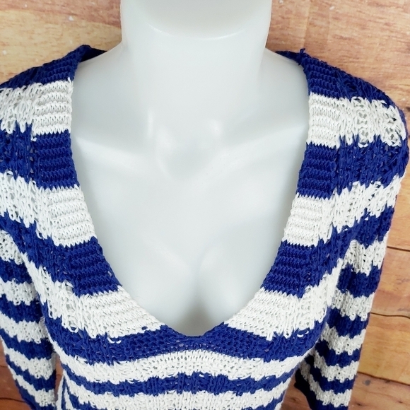 Gap crochet bright cobalt stripes sweater - Picture 3 of 8